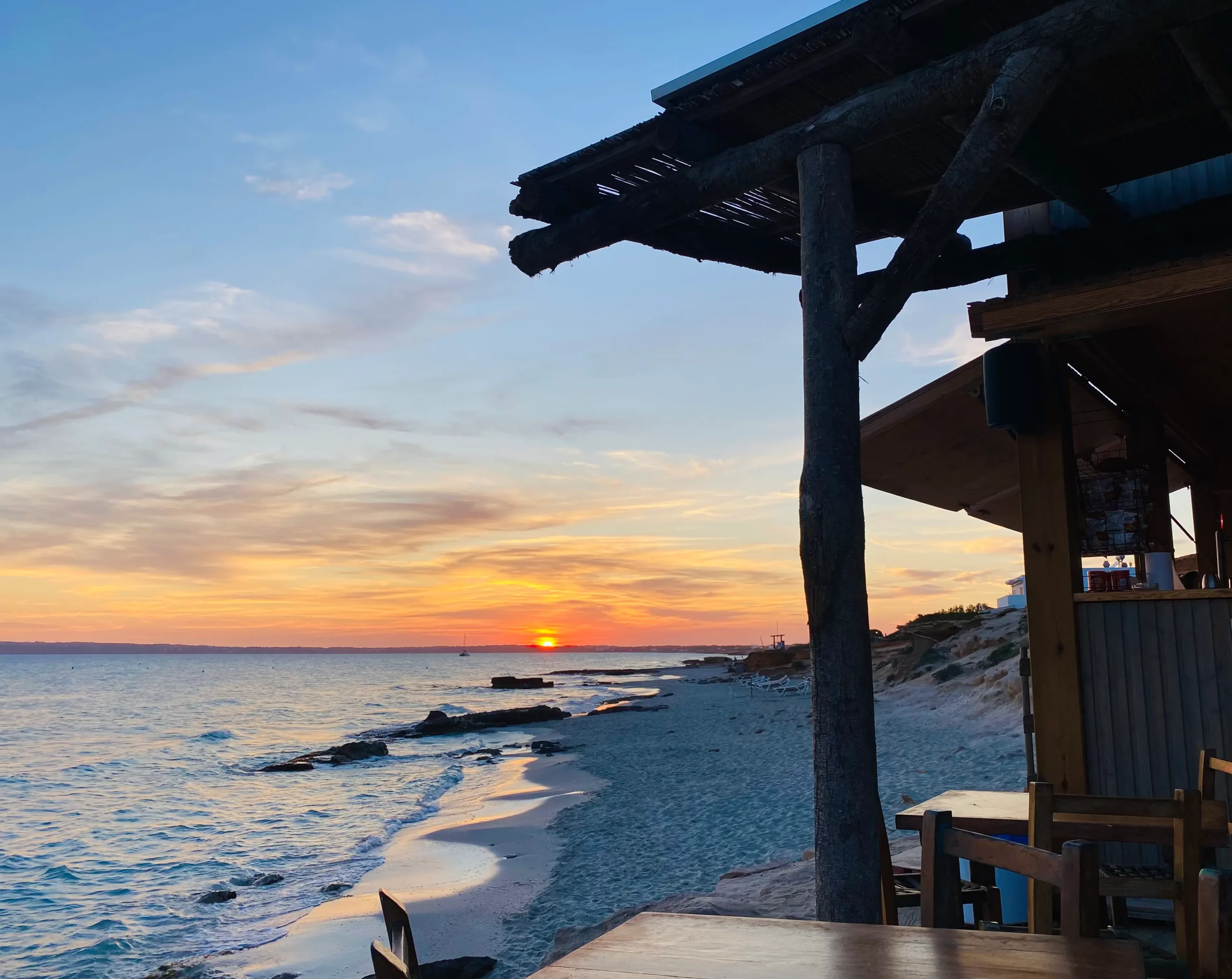 Chiringuito Bartolo, a bar in Migjorn Beach in Formentera